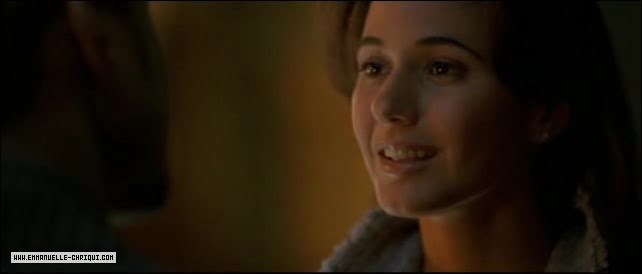 Emmanuelle Chriqui in "In The Mix"